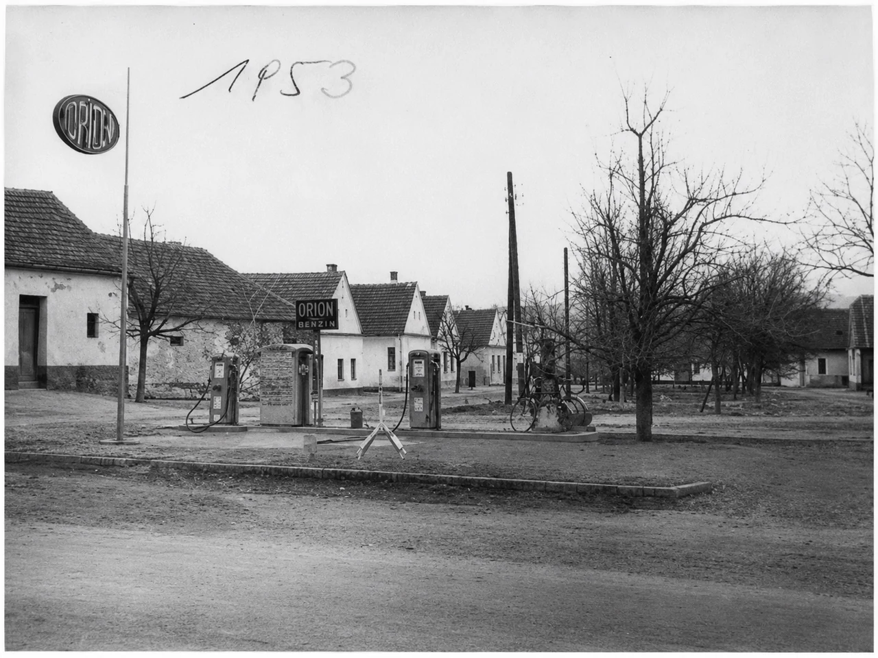 Historische ORION Tankstelle im Jahr 1953